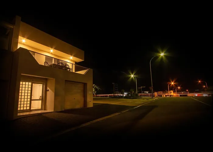 Tasman Beachside Apartment